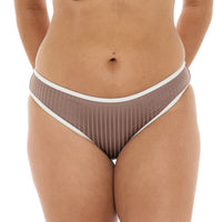 Melanie Bottom - CLARITY - SKYE