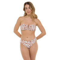 Melanie Bottom - WILD TIDE - SKYE