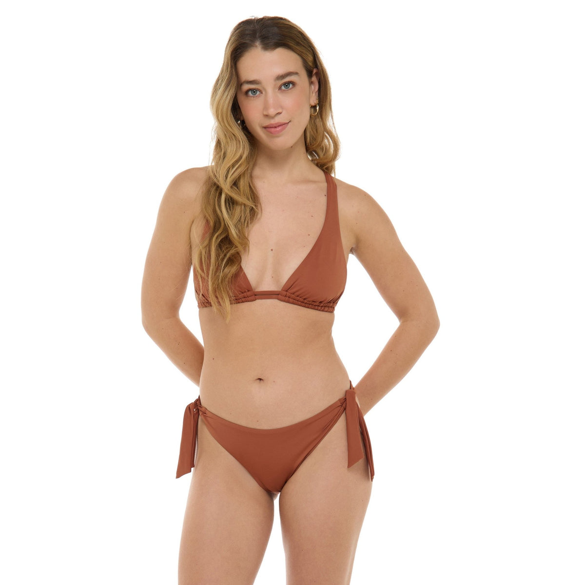 Zoey Bottom - WILD TIDE - SKYE